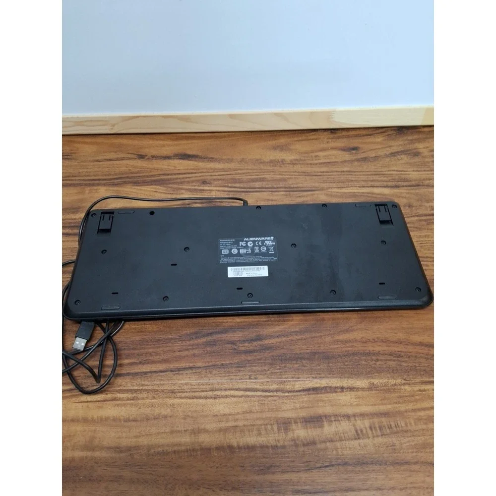 Alienware Wired USB Computer Keyboard SK-8165 - Tested - Clean